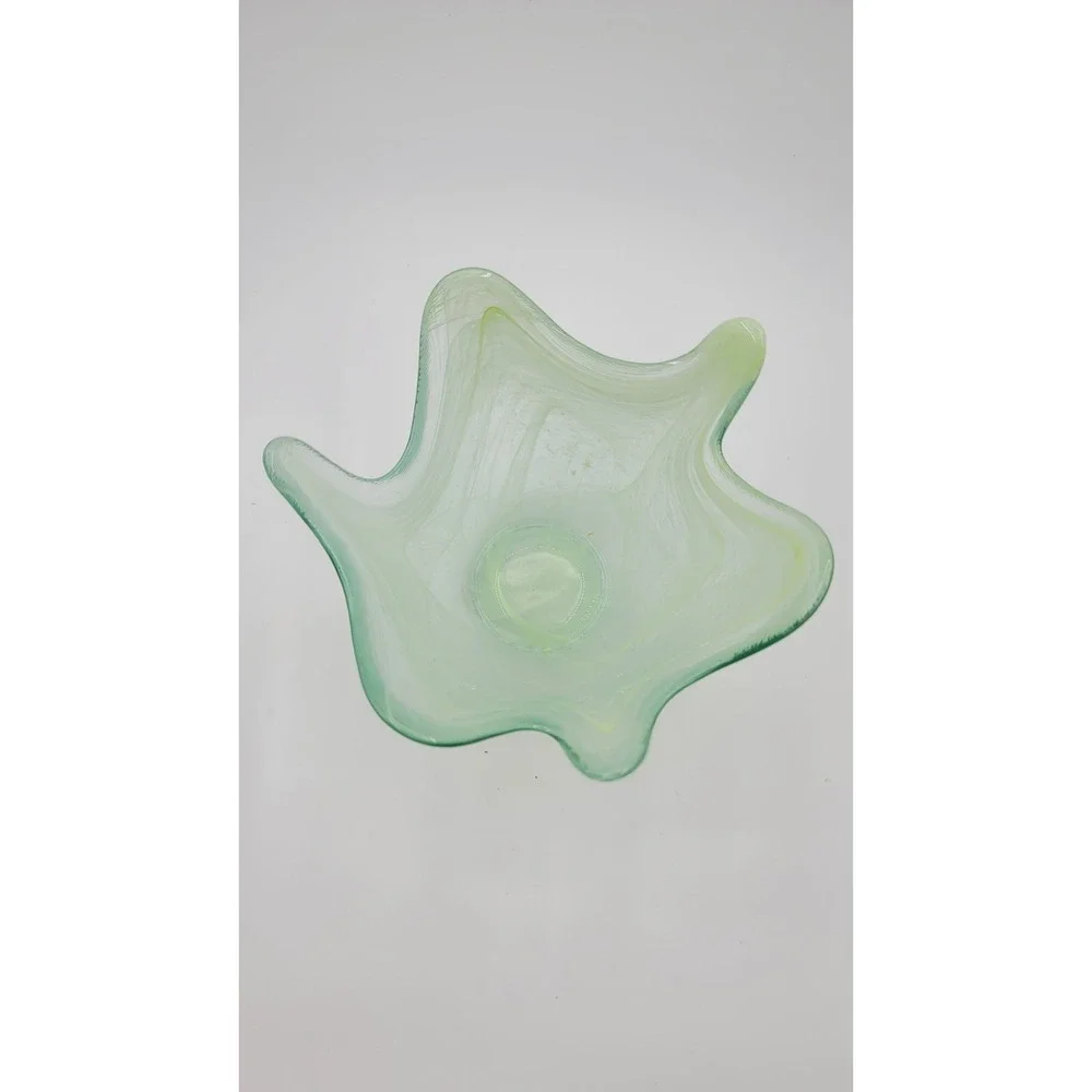Cypress alabaster scallop